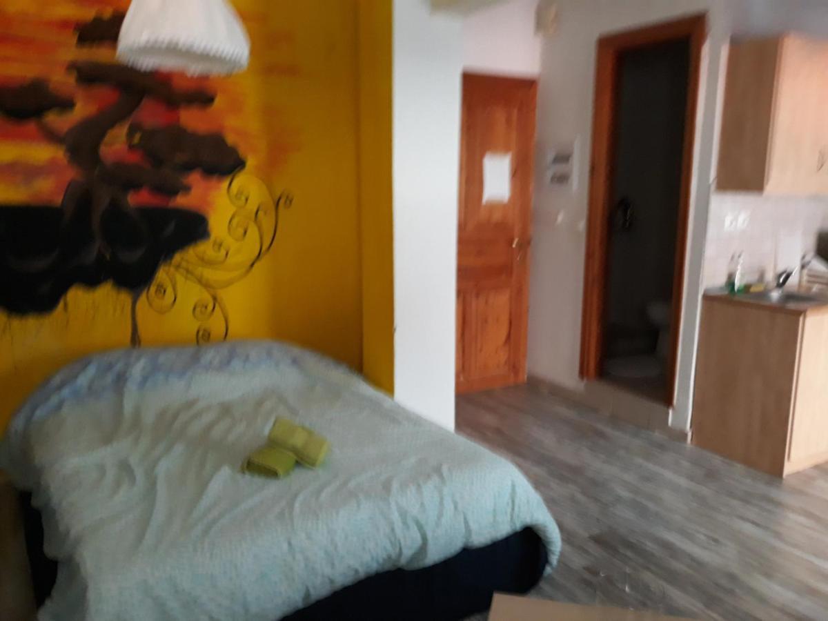 The Studio With The Bohemian Ambiance Thessaloniki Exterior foto